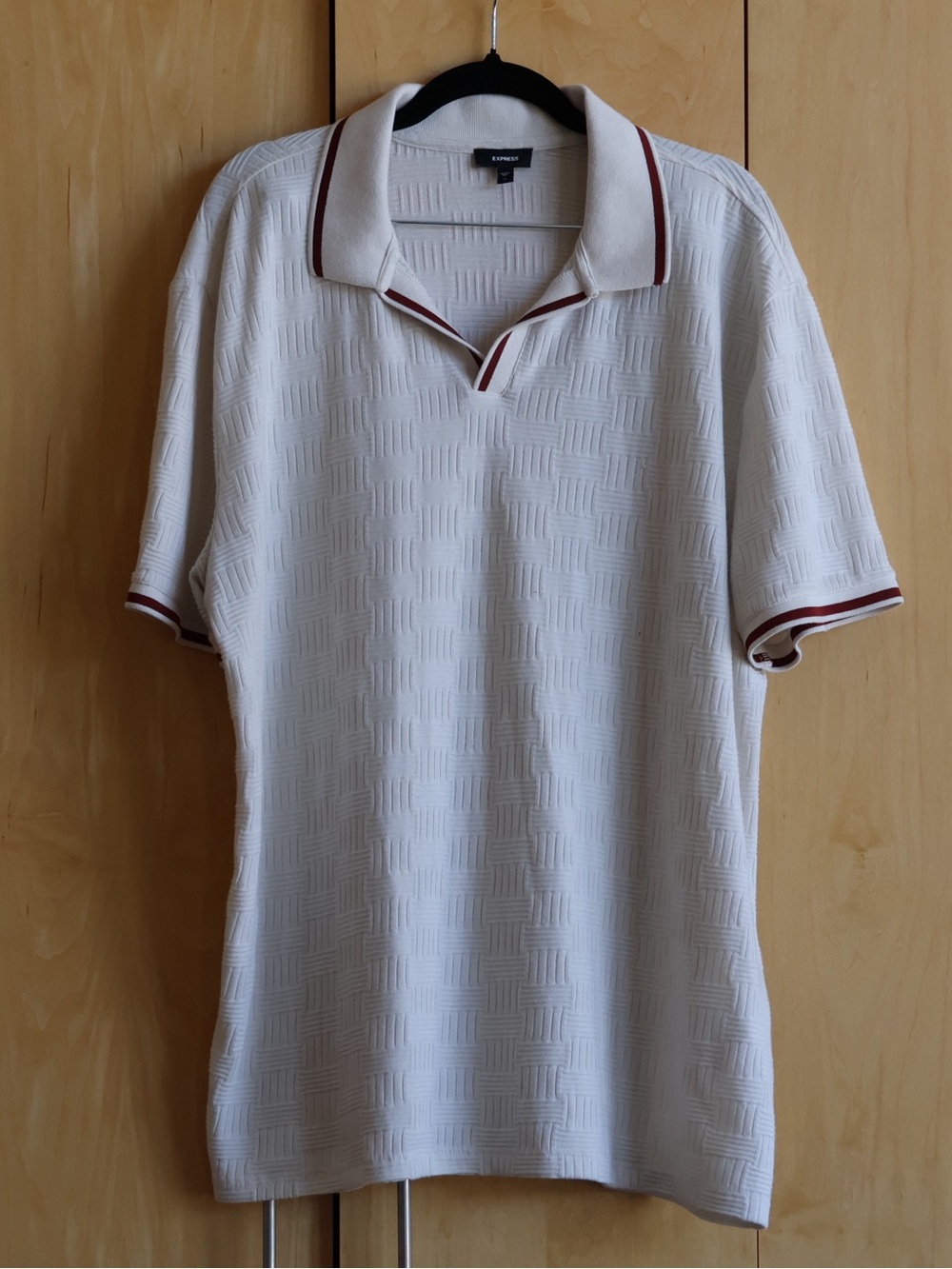 EXPRESS Men's Cream/Beige Polo with Maroon Trim Size XL